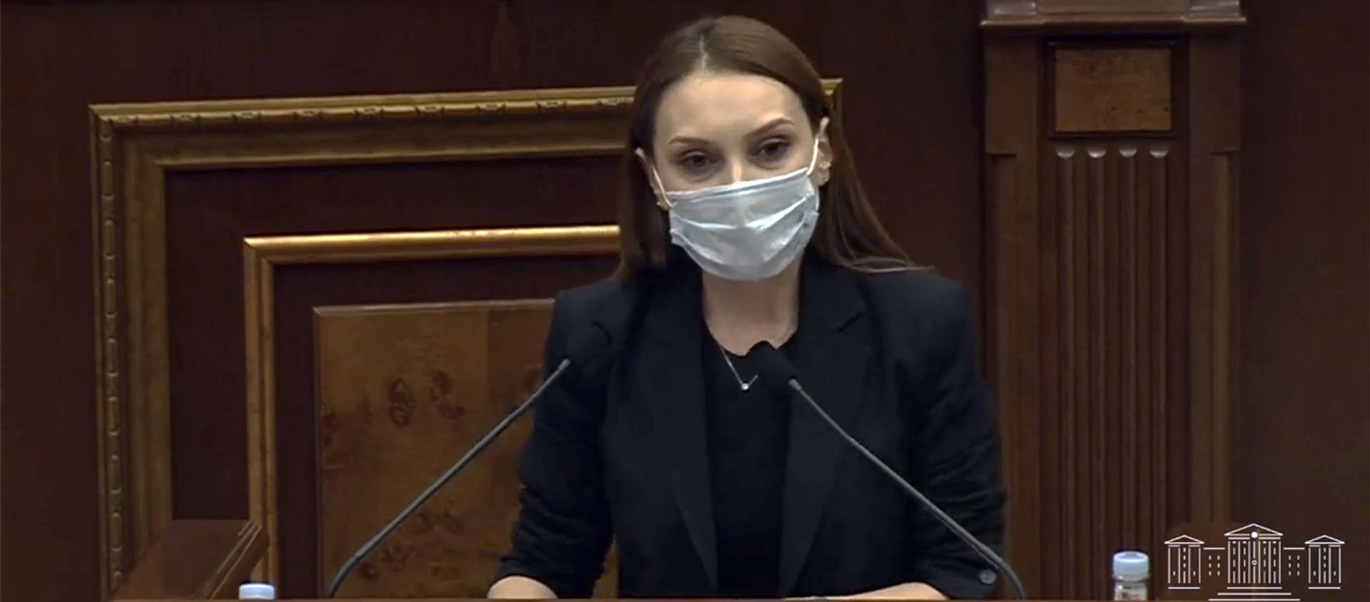 Речь руководителя партии Мой шаг Лилит Макунц на специальном заседании парламента Армении (27 сентября 2020). Еревaн Речь руководителя партии Мой шаг Лилит Макунц на специальном заседании парламента Армении (27 сентября 2020). Еревaн - Sputnik Արմենիա, 1920, 03.05.2021