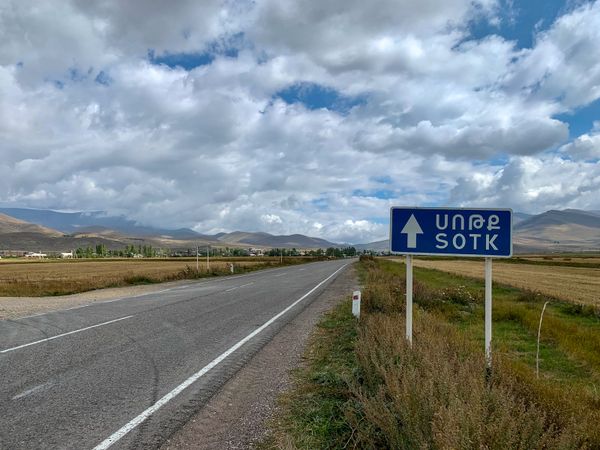 «Մենք դրանց ցույց կտանք». Վարդենիսի գյուղերում պատրաստ են պատերազմին - Sputnik Արմենիա