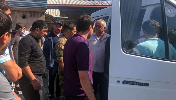 Запись добровольцев для отправки на фронт (28 сентября 2020). Гюмри Запись добровольцев для отправки на фронт (28 сентября 2020). Гюмри - Sputnik Արմենիա