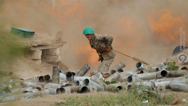 Армянские военнослужащие на передовой Армянские военнослужащие на передовой - Sputnik Արմենիա