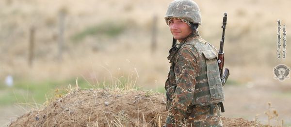 Армянские военнослужащие на передовой - Sputnik Արմենիա