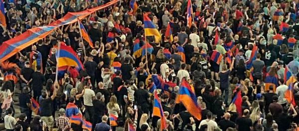 Акция протеста против агрессии Турции и Азербайджана в Лос-Анджеселе (30 сентября 2020). Акция протеста против агрессии Турции и Азербайджана в Лос-Анджеселе (30 сентября 2020). - Sputnik Армения