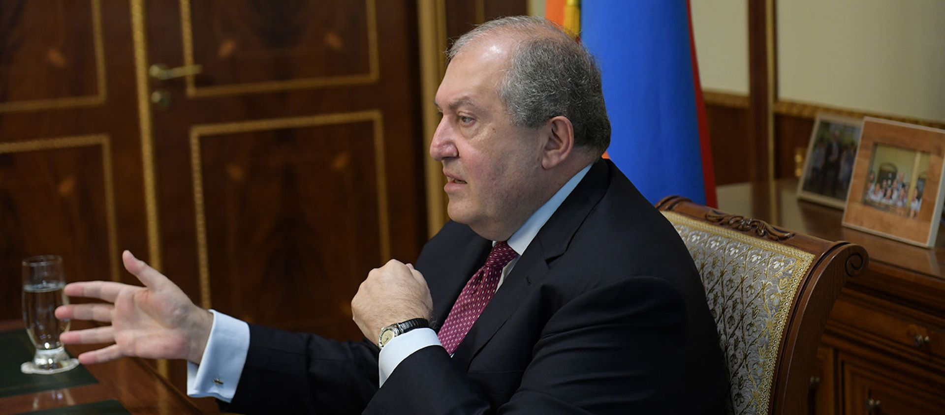 Президент Армен Саркисян дал интервью телеканалу CNBC Президент Армен Саркисян дал интервью телеканалу CNBC - Sputnik Արմենիա, 1920, 08.03.2021