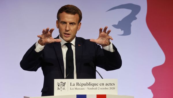 Президент Франции Эммануэль Макрон во время речи о борьбе с сепаратизмом (2 октября 2020). Париж Президент Франции Эммануэль Макрон во время речи о борьбе с сепаратизмом (2 октября 2020). Париж - Sputnik Արմենիա