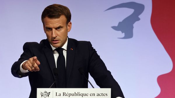 Президент Франции Эммануэль Макрон во время речи о борьбе с сепаратизмом (2 октября 2020). Париж - Sputnik Армения