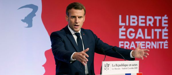 Президент Франции Эммануэль Макрон во время речи о борьбе с сепаратизмом (2 октября 2020). Париж - Sputnik Армения