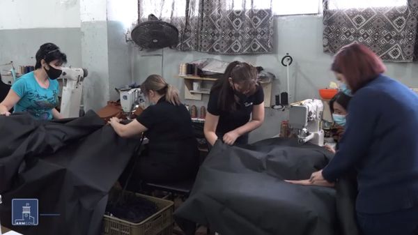 Производство спальных мешков  - Sputnik Армения