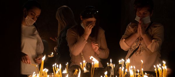 Общенациональная молитва прошла во всех армянских храмах․ Церковь Сурб Григор Лусаворич (3 октября 2020). Еревaн - Sputnik Արմենիա