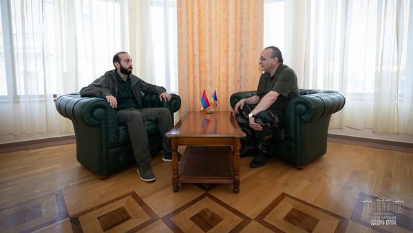 Встреча спикеров НС Армении и Карабаха Арарата Мирзояна и Артура Товмасяна (3 октября 2020). Карабах - Sputnik Արմենիա