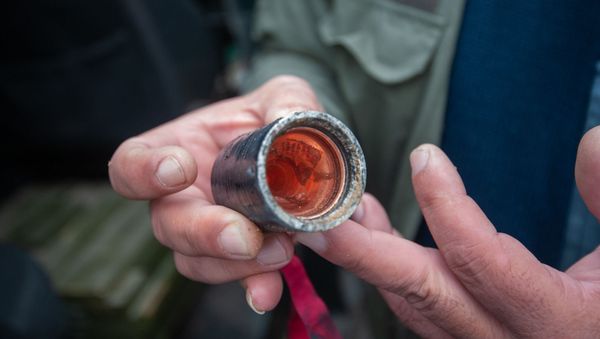 Не взорвавшиеся элементы кассетной ракеты (4 октября 2020). Степанакерт Не взорвавшиеся элементы кассетной ракеты (4 октября 2020). Степанакерт - Sputnik Армения