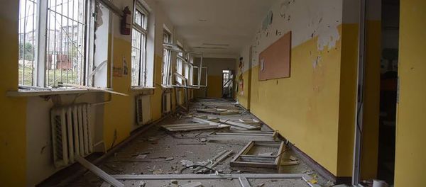 Азербайджанские ВС продолжают обстреливать гражданские сооружения Степанакерта Азербайджанские ВС продолжают обстреливать гражданские сооружения Степанакерта - Sputnik Армения