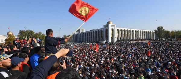 Акция протеста в Бишкеке Акция протеста в Бишкеке - Sputnik Армения