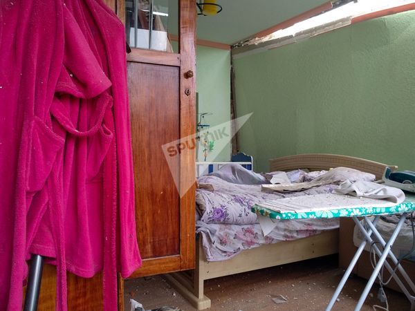 Утро в Степанакерте на 11-й день военных действий (7 октября 2020). Карабах Утро в Степанакерте на 11-й день военных действий (7 октября 2020). Карабах - Sputnik Армения