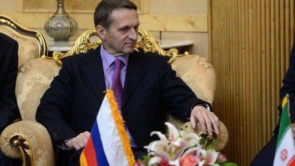 Председатель Государственной Думы РФ Сергей Нарышкин во время встречи с первым заместителем председателя Собрания исламского Совета ИРИ Абутарабифаром (17 ноября 2014). Тегеран - Sputnik Армения