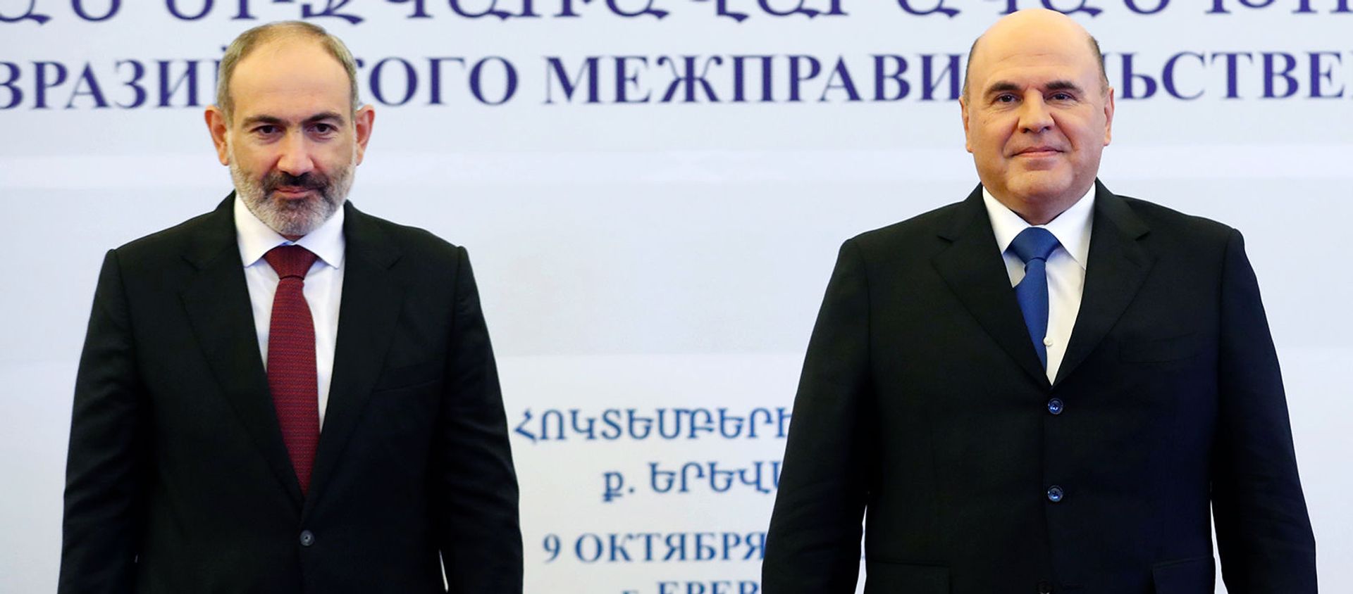 Премьер-министры Армении и России Никол Пашинян и Михаил Мишустин перед началом заседания Евразийского межправительственного совета (9 октября 2020). Еревaн - Sputnik Արմենիա, 1920, 03.03.2021
