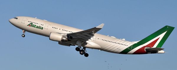 Airbus A330-200 авиакомпании Alitalia Airbus A330-200 авиакомпании Alitalia - Sputnik Армения