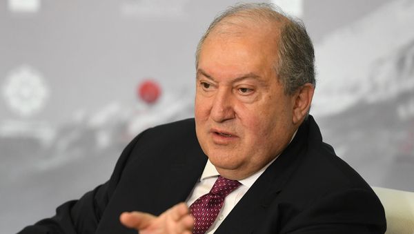 Под эгидой президента Армена Саркисяна сегодня в Ереване открылся «Второй армянский саммит мыслей» (10 октября 2020). Еревaн - Sputnik Արմենիա