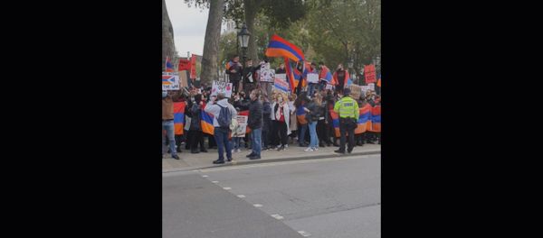 Акция протеста против азербайджанской военной агрессии в Лондоне Акция протеста против азербайджанской военной агрессии в Лондоне - Sputnik Армения