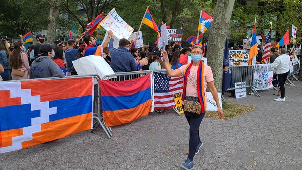 Акция протеста армянской общины возле офиса ООН в Нью Йорке (2 октября 2020). США - Sputnik Армения