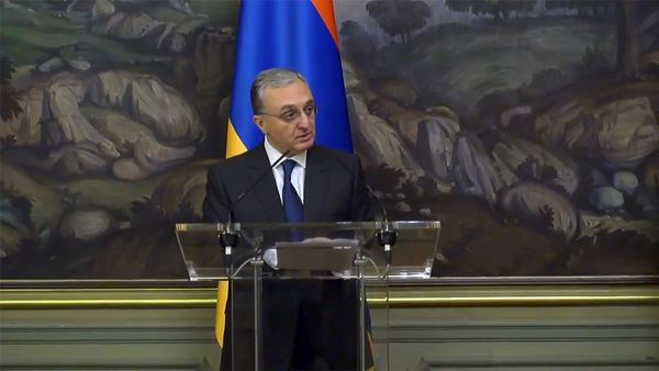 Министр иностранных дел Армении Зограб Мнацаканян во время совместной пресс-конференции с главой МИД России Сeргеем Лaвровым по итогам встречи (12 октября 2020). Москвa Министр иностранных дел Армении Зограб Мнацаканян во время совместной пресс-конференции с главой МИД России Сeргеем Лaвровым по итогам встречи (12 октября 2020). Москвa - Sputnik Армения