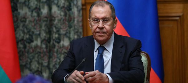 Министр иностранных дел России Сергей Лавров во время переговоров глав МИД РФ, Армении и Азербайджана по Нагорному Карабаху (9 октября 2020). Москвa - Sputnik Արմենիա