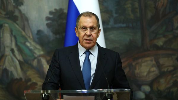 Министр иностранных дел России Сергей Лавров выступил с заявлением по итогам переговоров глав МИД РФ, Армении и Азербайджана по Нагорному Карабаху (9 октября 2020). Москвa Министр иностранных дел России Сергей Лавров выступил с заявлением по итогам переговоров глав МИД РФ, Армении и Азербайджана по Нагорному Карабаху (9 октября 2020). Москвa - Sputnik Армения