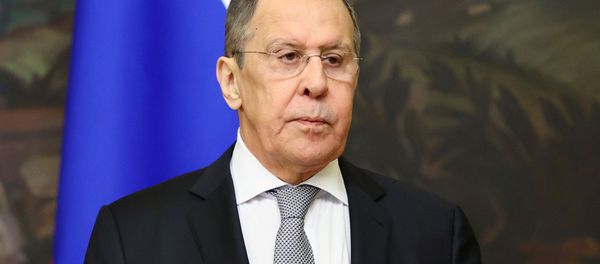 Министр иностранных дел России Сергей Лавров на пресс-конференции по итогам встречи с министром иностранных дел Армении (12 октября 2020). Москвa Министр иностранных дел России Сергей Лавров на пресс-конференции по итогам встречи с министром иностранных дел Армении (12 октября 2020). Москвa - Sputnik Армения