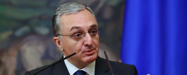 Министр иностранных дел Армении Зограб Мнацаканян на пресс-конференции по итогам встречи с министром иностранных дел России (12 октября 2020). Москвa - Sputnik Армения