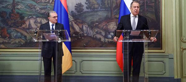 Главы МИД России и Армении Сергей Лавров и Зограб Мнацаканян во время совместной пресс-конференции по итогам встречи (12 октября 2020). Москвa - Sputnik Արմենիա
