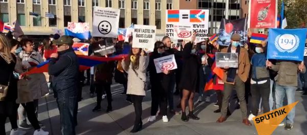 Армянская община Эстонии организовала в Таллине марш мира - Sputnik Արմենիա