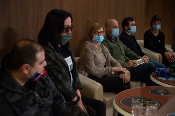 Бон кураж! Французские врачи-добровольцы помогут раненным в Карабахе - Sputnik Армения
