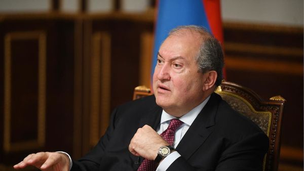 Президент Армен Саркисян во время интервью каналу RT (13 октября 2020). Еревaн - Sputnik Արմենիա