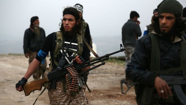 Поддерживаемые Турцией боевики сирийской оппозиции во время битвы за город Шарран, к северу от сирийского города Африн (6 марта 2018). Сирия - Sputnik Армения