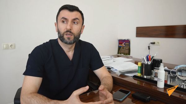 Будет долгая борьба, и мы готовы: врач Шаген Даниелян из Москвы спасает жизни в Карабахе - Sputnik Армения