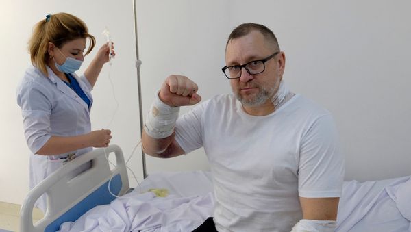 Военный обозреватель Юрий Котенок в медцентре Эребуни (16 октября 2020). Еревaн - Sputnik Армения