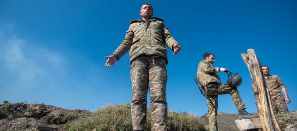 Военнослужащие Армии Обороны НКР Военнослужащие Армии Обороны НКР - Sputnik Армения