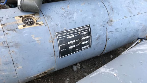 Армия Обороны Карабаха опубликовало новые кадры сбитого турецкого беспилотника Bayraktar ВС Азербайджана Армия Обороны Карабаха опубликовало новые кадры сбитого турецкого беспилотника Bayraktar ВС Азербайджана - Sputnik Армения