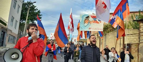 Второй марш тбилисских армян в поддержку армянской армии (23 октября 2020). Тбилиси - Sputnik Արմենիա