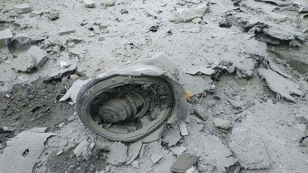 Последствия обстрела здания роддома в Степанакерте (28 октября 2020). Карабах - Sputnik Армения