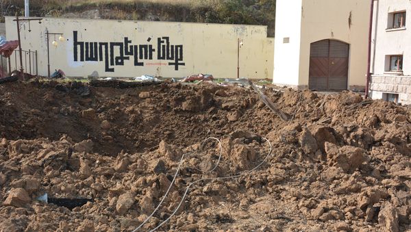 Последствия обстрелов Шуши (28 октября 2020). Карабах - Sputnik Արմենիա