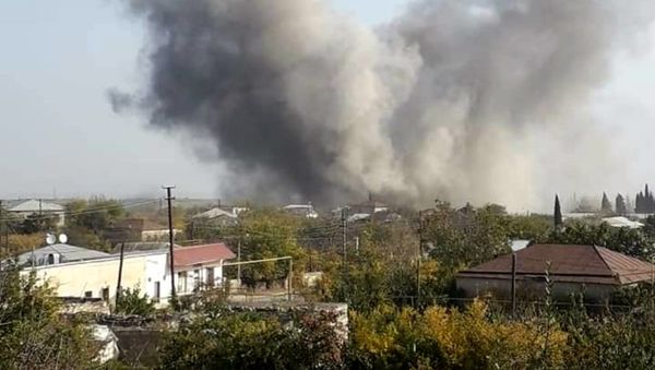 Противник применил военную авиацию по городу Мартакерт (29 октября 2020). Карабах Противник применил военную авиацию по городу Мартакерт (29 октября 2020). Карабах - Sputnik Армения