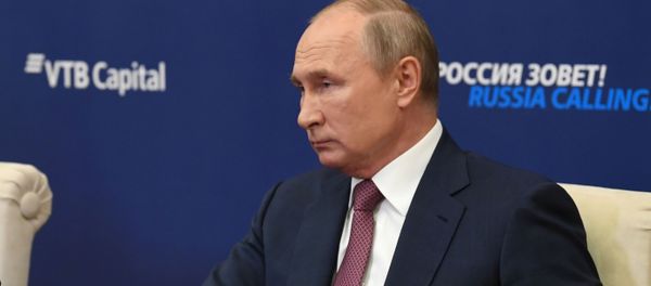 Президент РФ В. Путин принял участие в работе Инвестиционного форума ВТБ Капитал Россия зовет! - Sputnik Армения