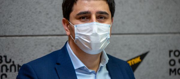 Представитель Армении в Европейском суде по правам человека Егише Киракосян в гостях радио Sputnik - Sputnik Արմենիա