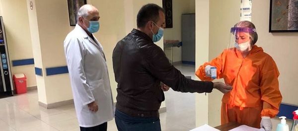 Министр здравоохранения Арсен Торосян посетил медцентры Гегаркуникской области (30 октября 2020). Гегаркуник - Sputnik Արմենիա