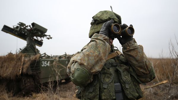 Военнослужащие во время тактико-специальных учений подразделения противовоздушной обороны воздушно-десантной дивизии - Sputnik Армения