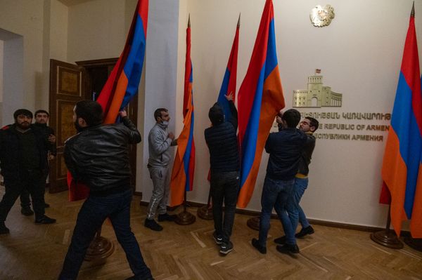 Կառավարության շենքում - Sputnik Արմենիա