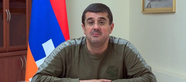 Президент Карабаха Араик Арутюнян в прямом эфире обратился к гражданам Карабаха (11 ноября 2020). Карабах - Sputnik Արմենիա