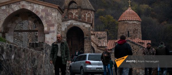 Монастырский комплекс Дадиванк перед вступлением в силу соглашения о передаче земель Монастырский комплекс Дадиванк перед вступлением в силу соглашения о передаче земель - Sputnik Արմենիա