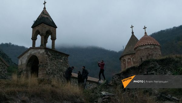 Монастырский комплекс Дадиванк перед вступлением в силу соглашения о передаче земель - Sputnik Армения