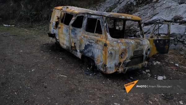 Дорога на подступе к Шуши после окончания военных действий (14 ноября 2020). Карабах - Sputnik Армения